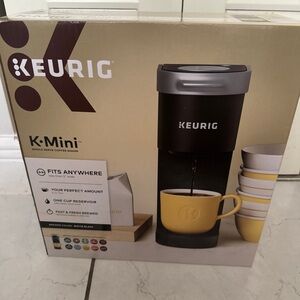 Keurig K-Mini Single Serve Coffee Maker